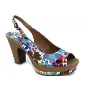 weekend-1402-peep-toe-flores